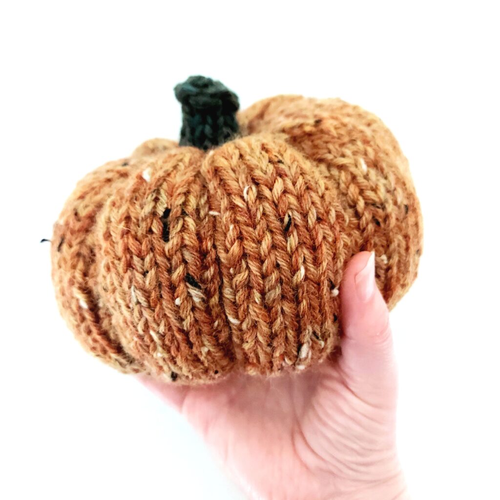 knit pumpkin